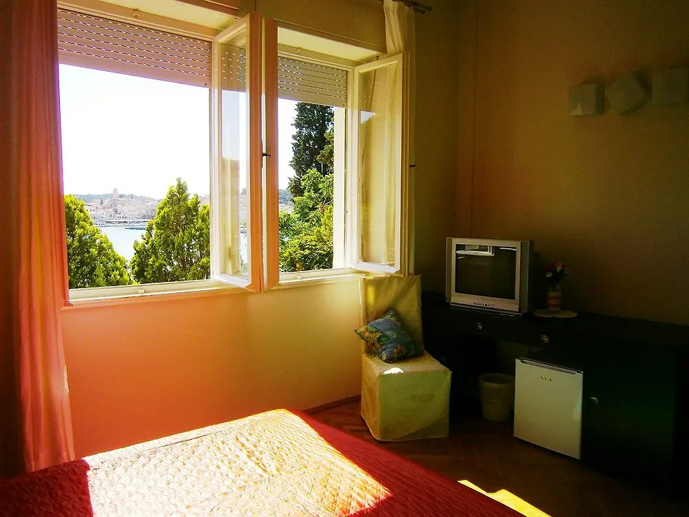 Villas Arbia - Rio By The Beach Banjol Hotel